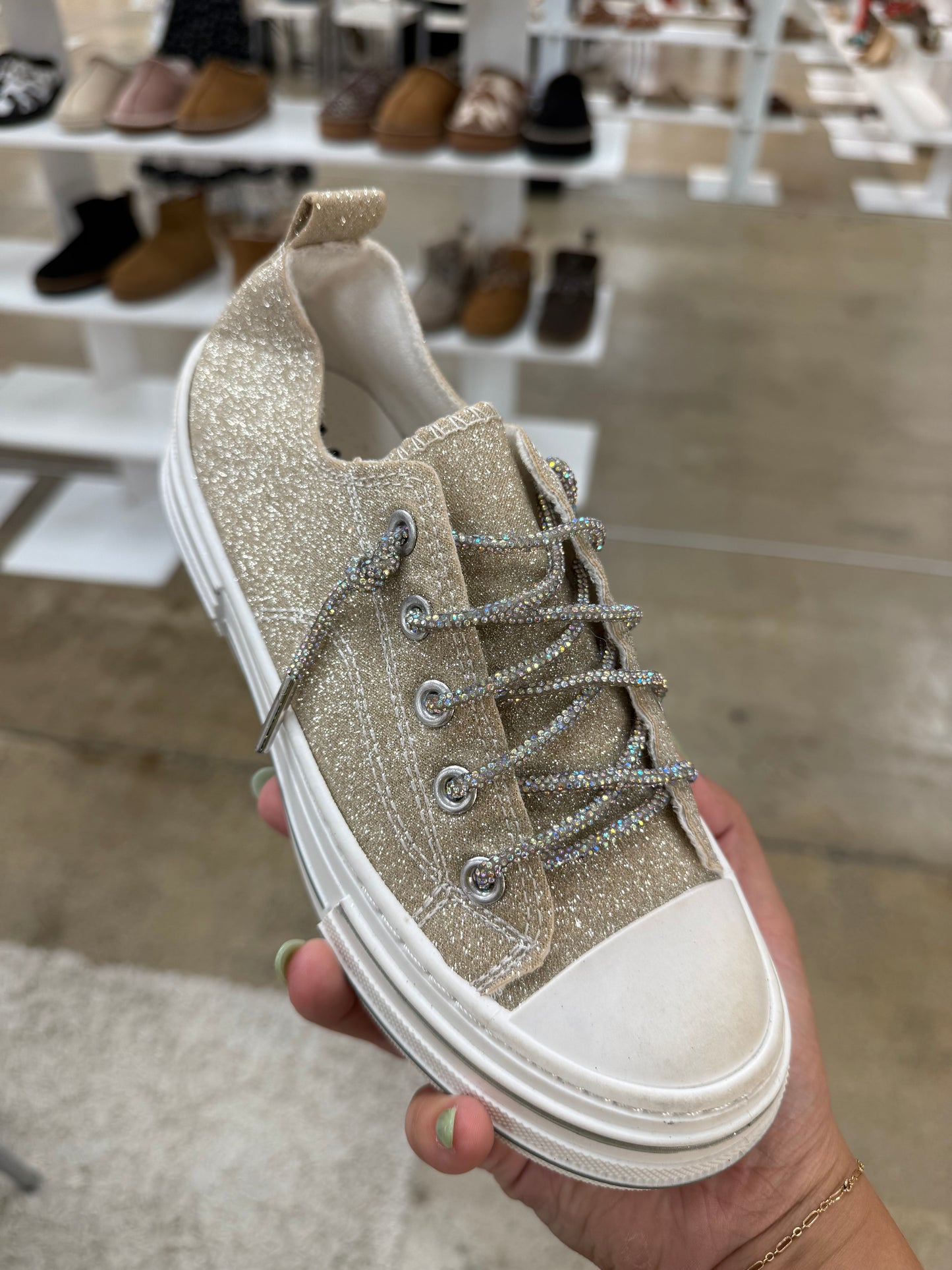 Champagne Aman Sparkles