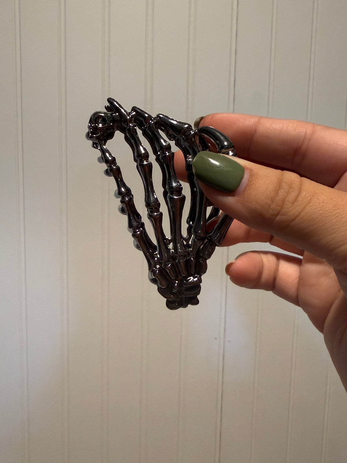 Halloween Skeleton Claw Clip