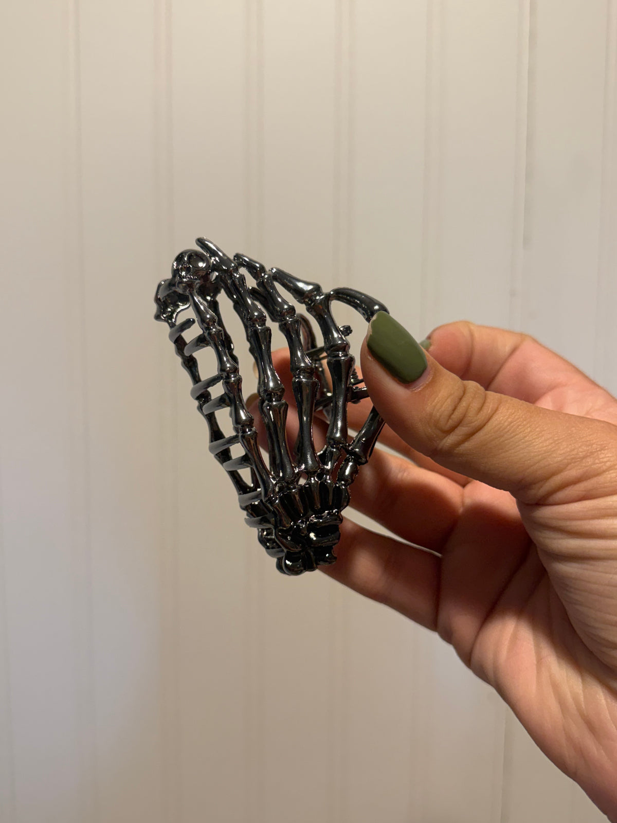 Halloween Skeleton Claw Clip